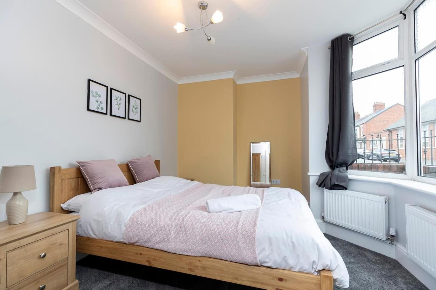 Modern 2 Bedroom Perfect For Family Friends And Workers South Shields Eksteriør bilde